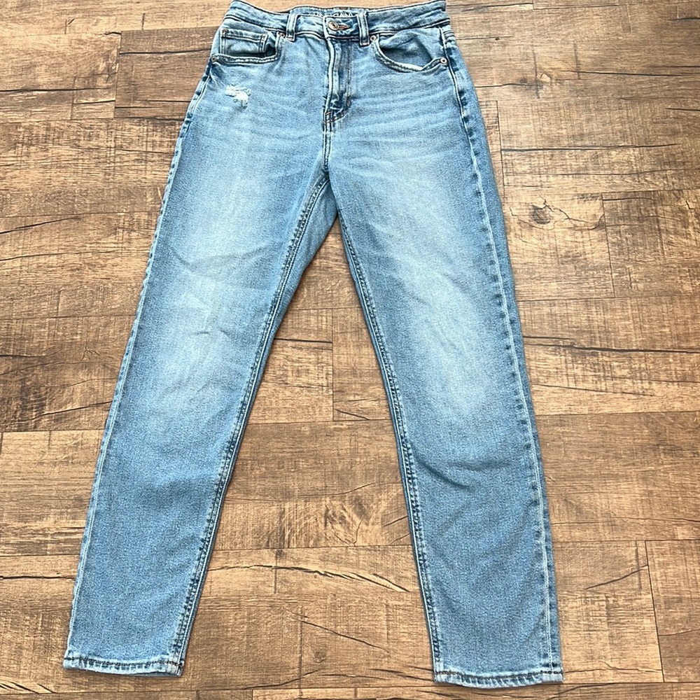 American Eagle mom jeans